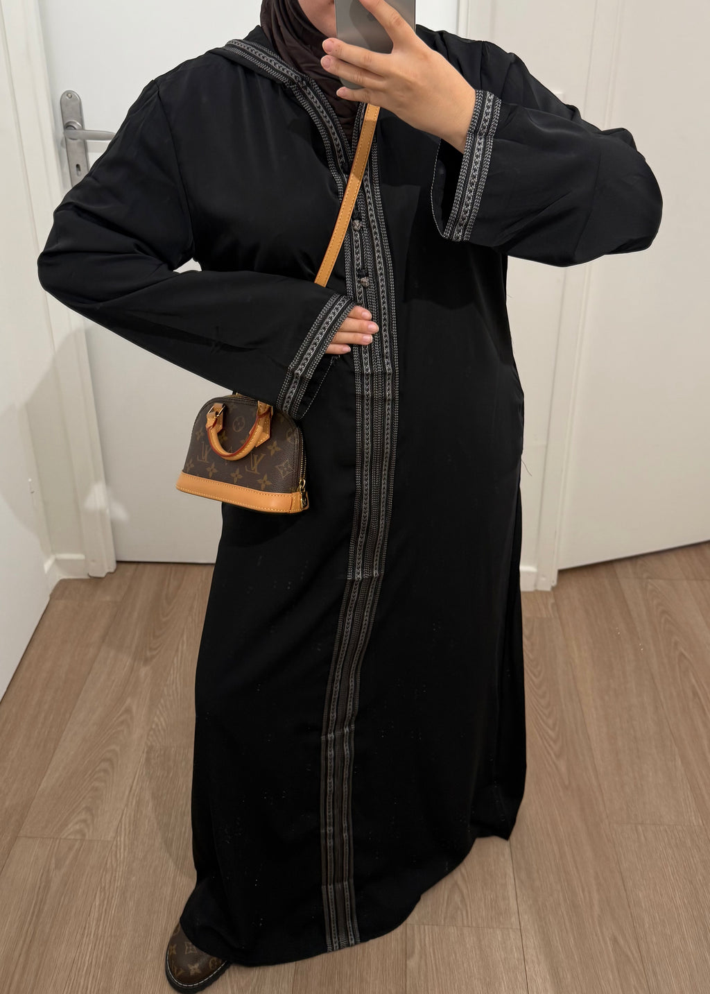 Jellaba Noir à Capuche