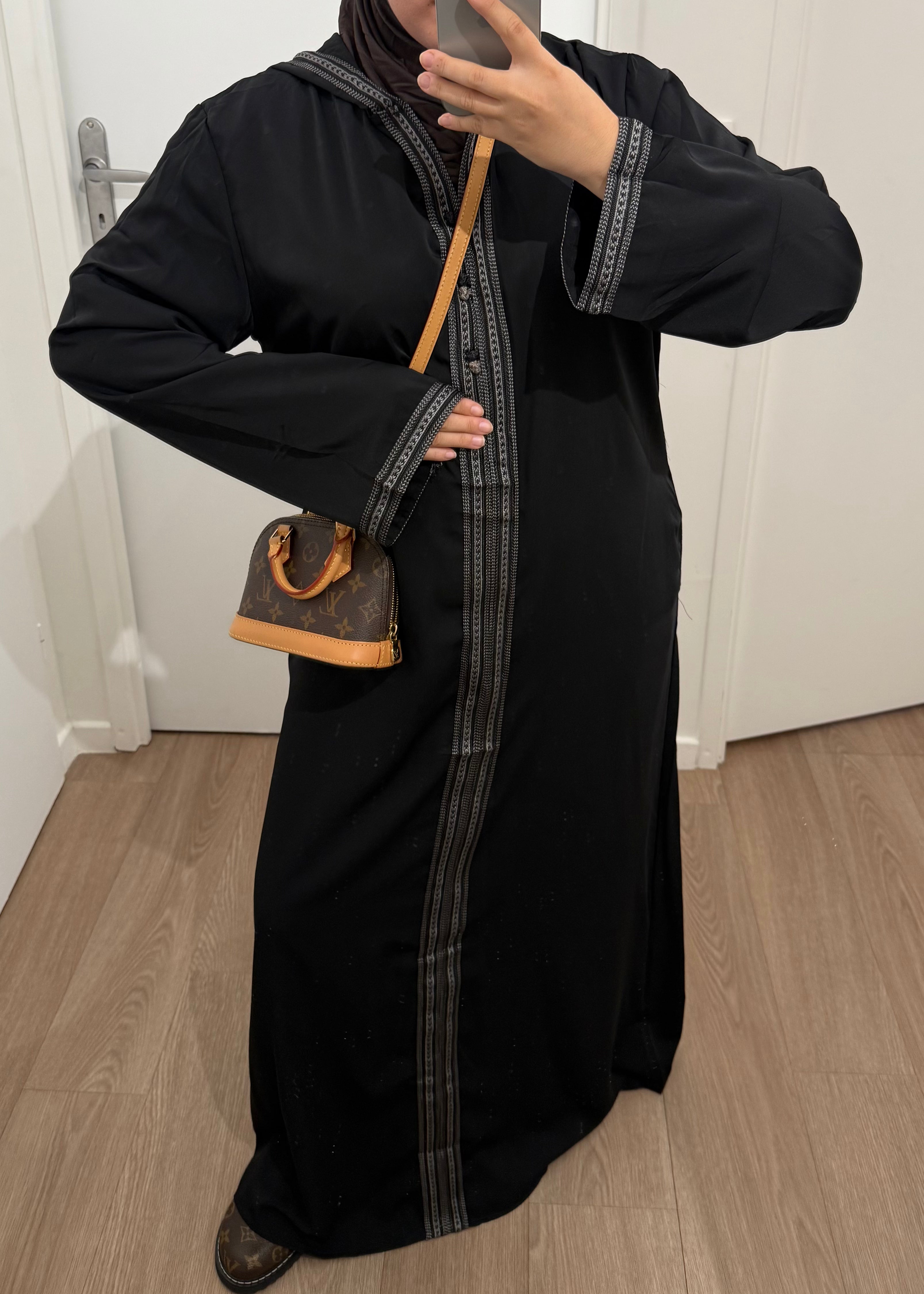 Jellaba Noir à Capuche